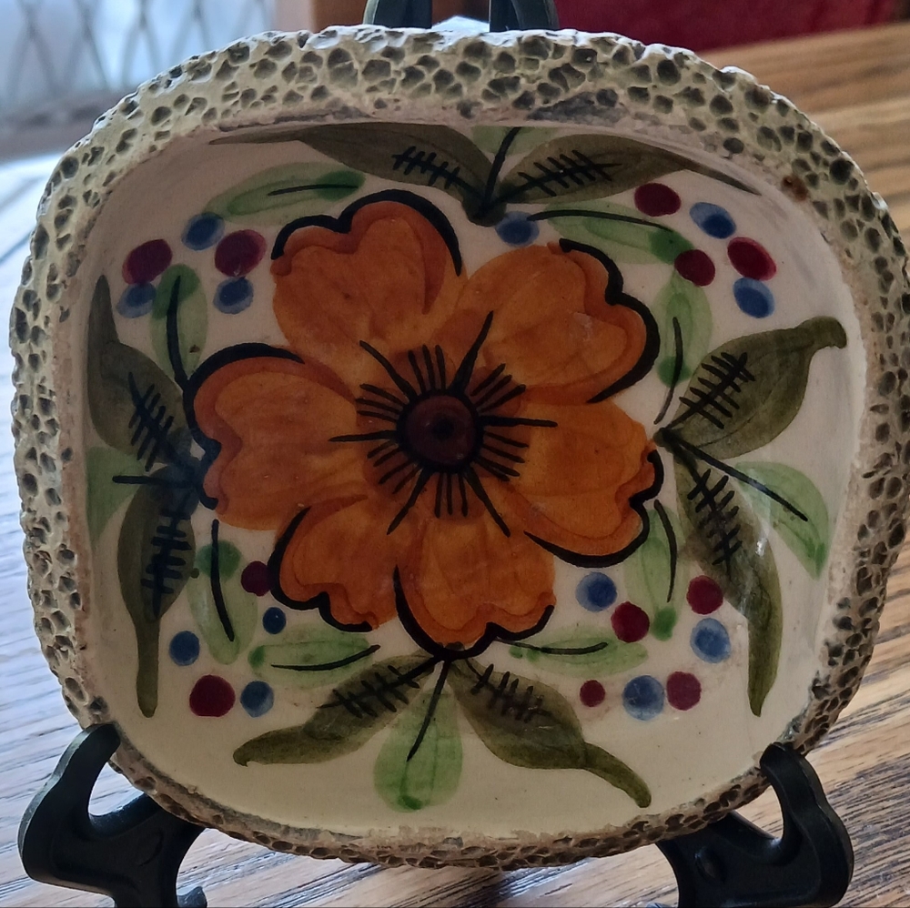 Vintage Italian Art Pottery Lava Volcanic Structure Pin / Jewelry Dish.